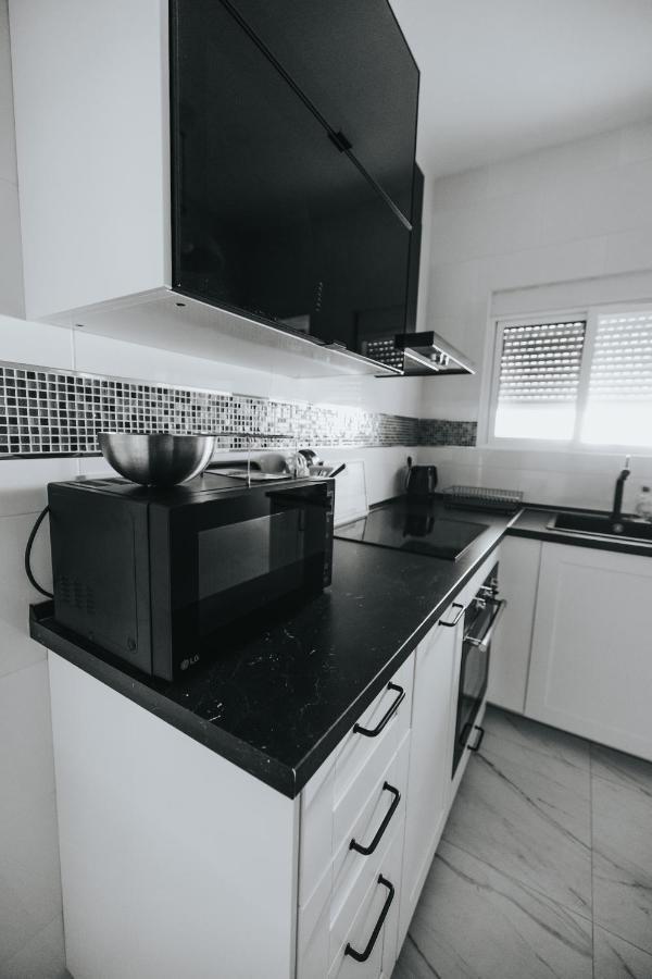 Shiny Nab Super Family Apartment Malaga Ngoại thất bức ảnh
